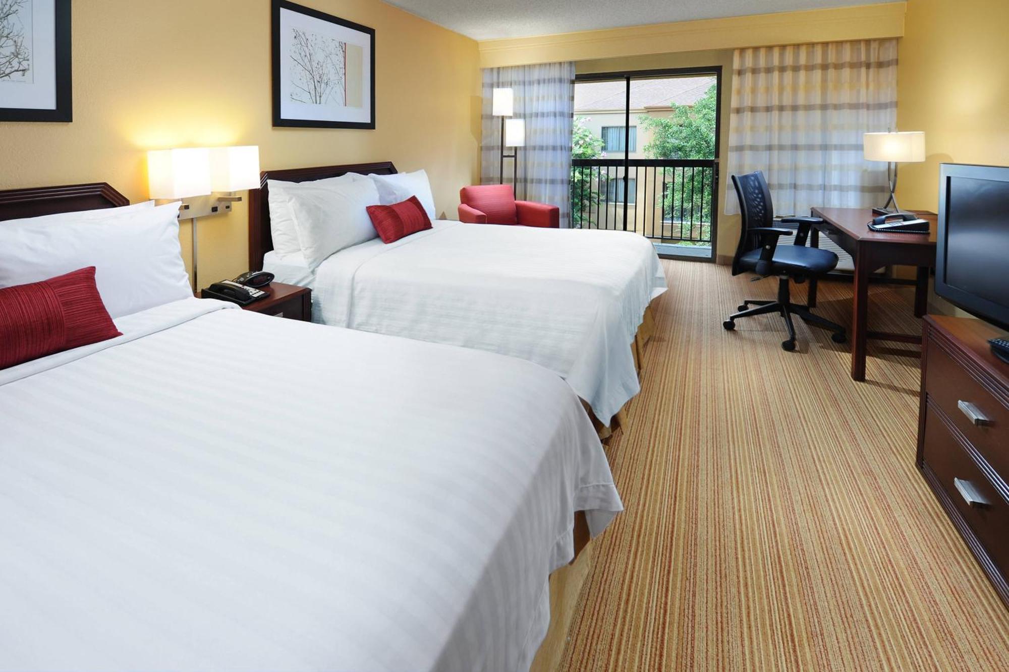 Courtyard By Marriott Houston Hobby Airport Hotell Exteriör bild